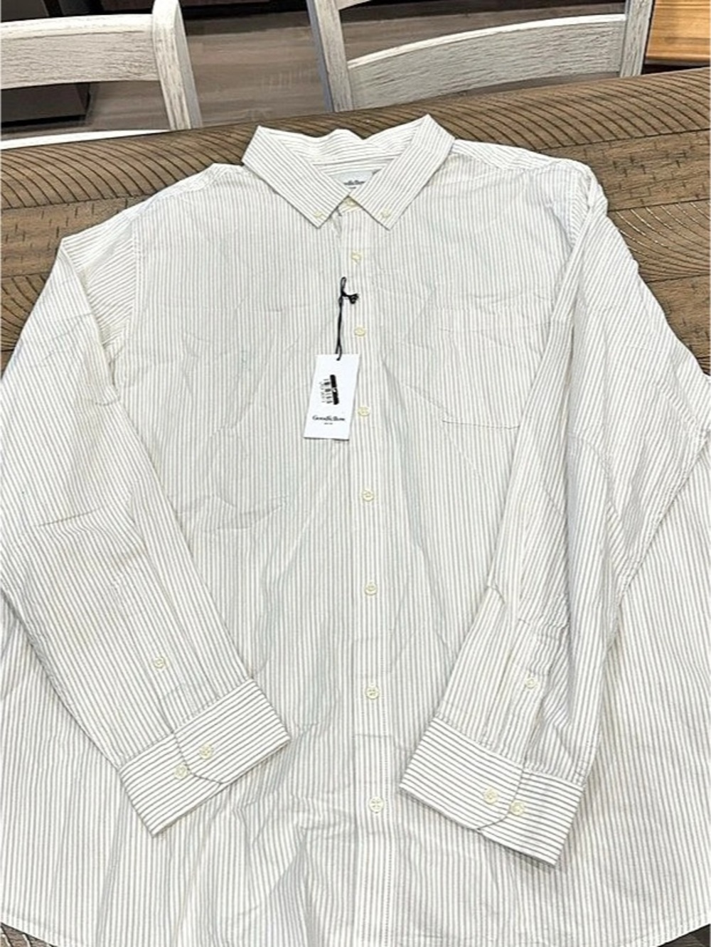 Goodfellow & Co The Every Wear Poplin Button-Up Shirt Striped White & Gray XL